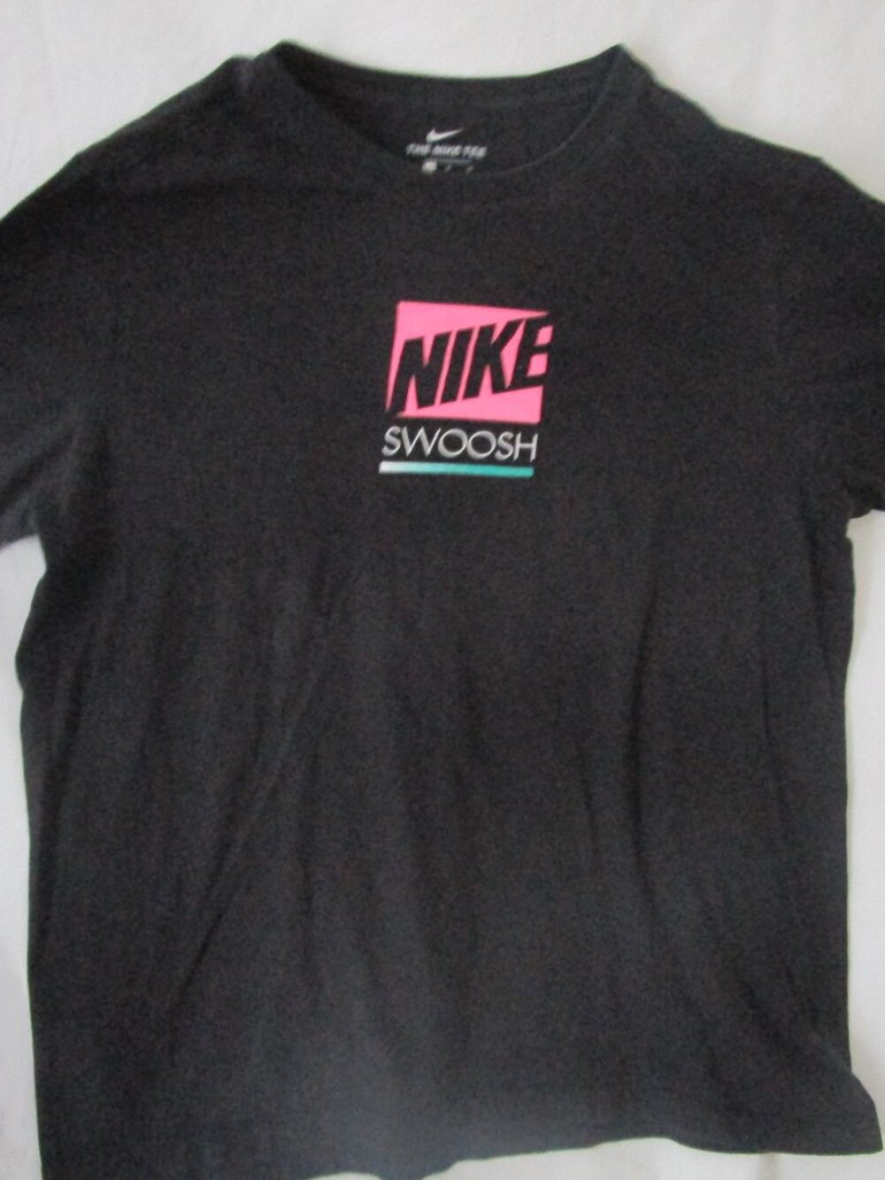 Nike T-Shirt Men's 2XL The Nike Tee Graphic Logo Tee Short Sleeve Crew Neck -pre